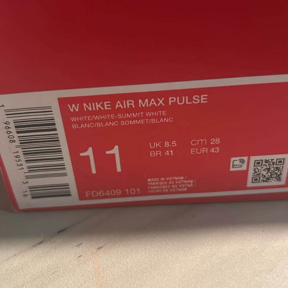W Nike air max pulse